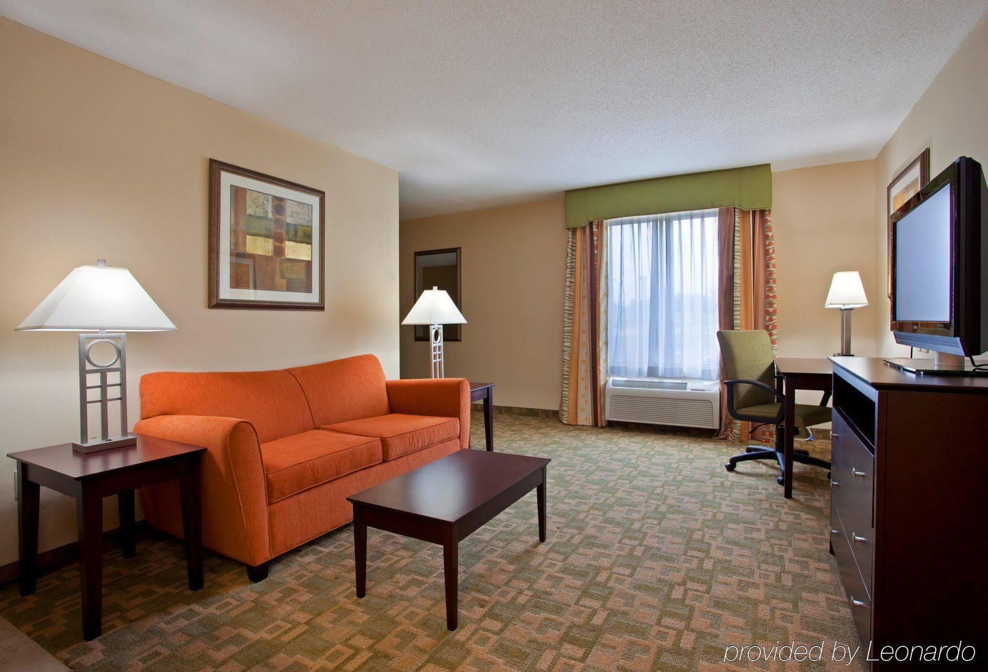 Red Roof Inn & Suites Middletown - Franklin Exterior photo